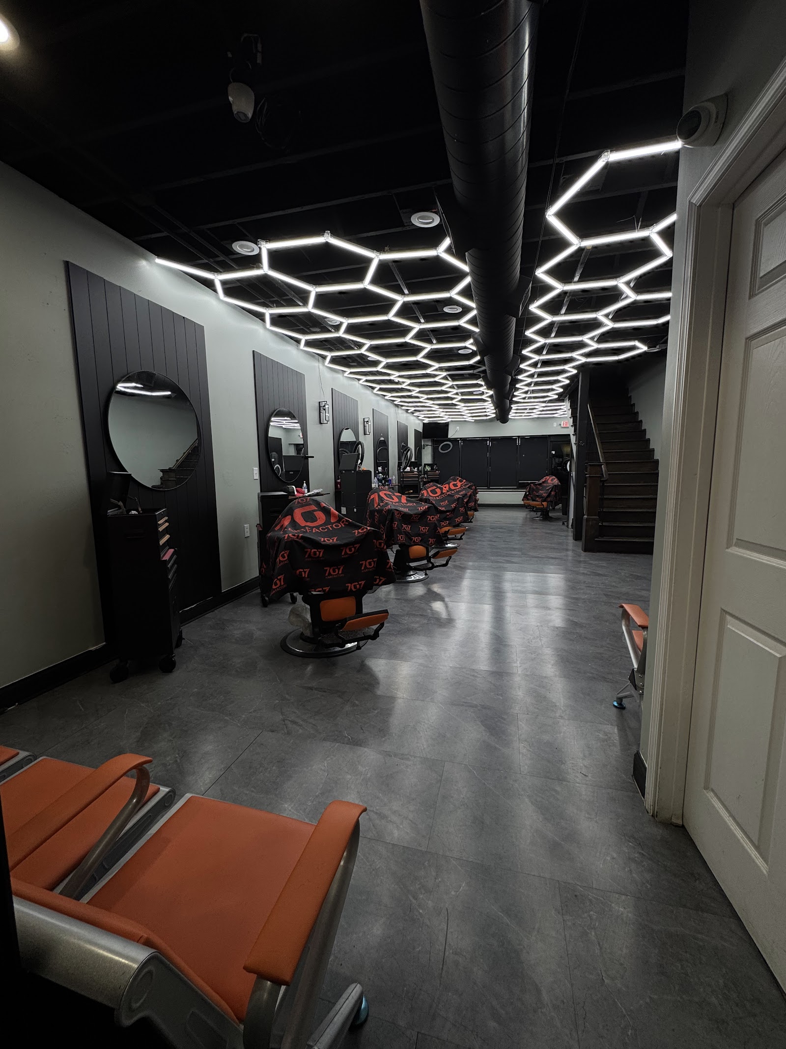 707 HairFactory in Dearborn Heights