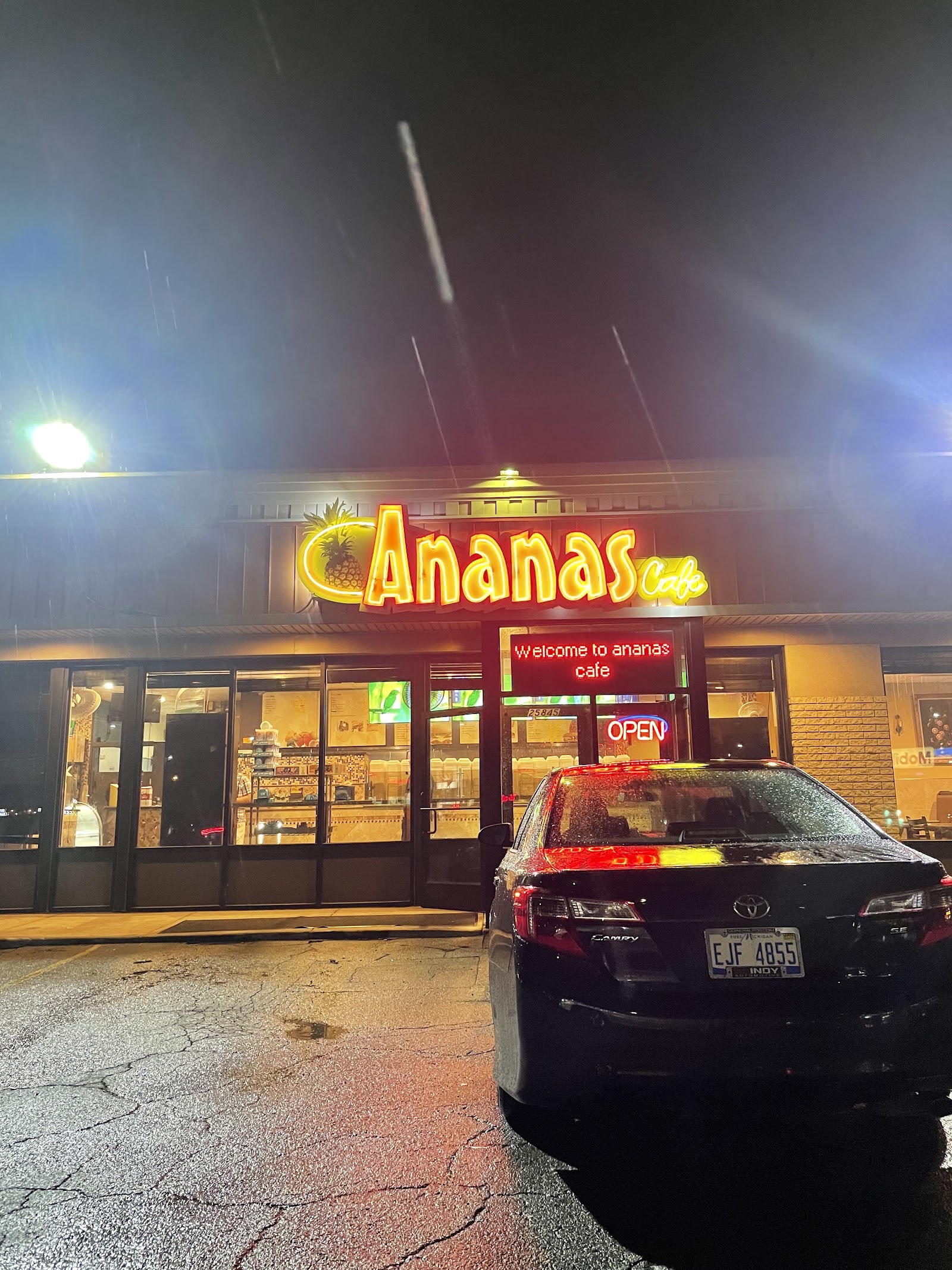 Ananas - Best Subs In Dearborn Heights — photo