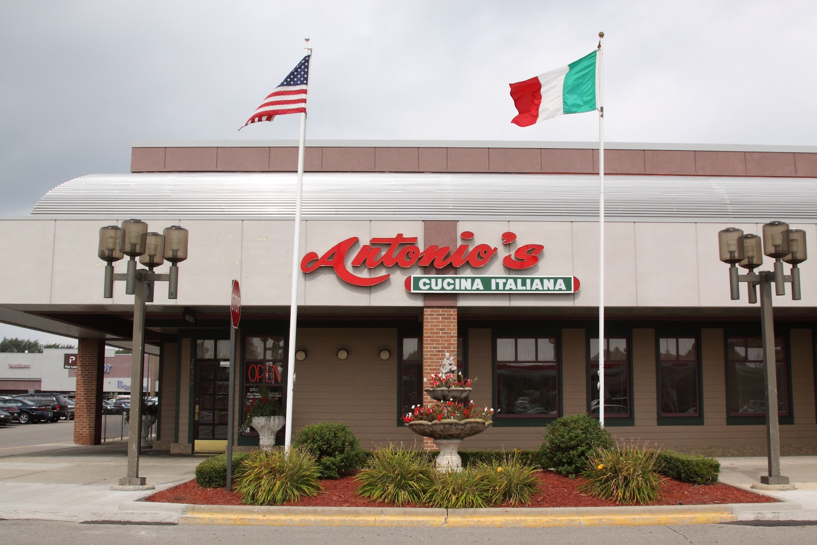 Antonio's Cucina Italiana in Dearborn Heights