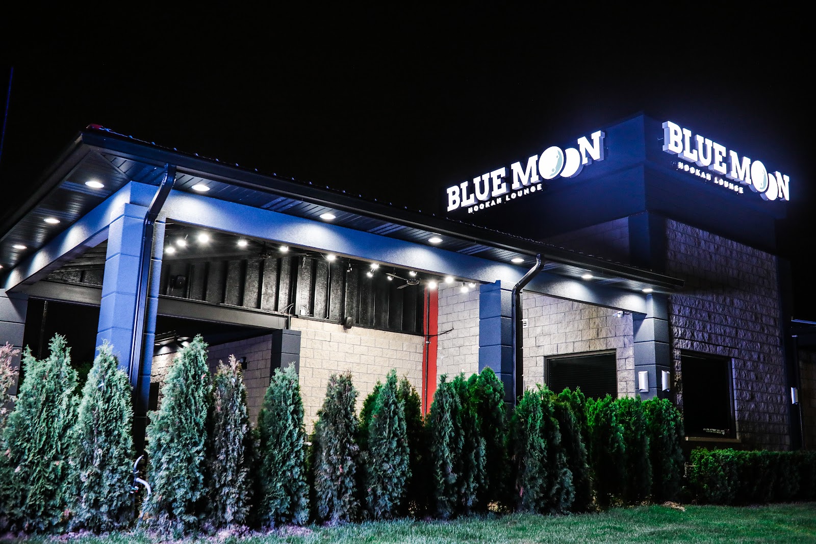 Blue Moon Hookah Lounge — photo