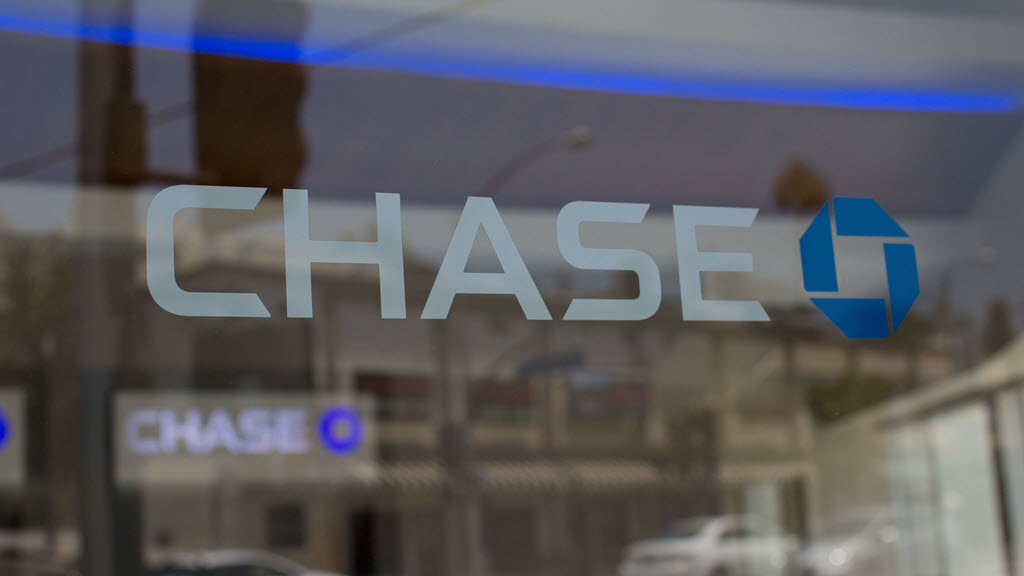 Chase Bank in Dearborn Heights