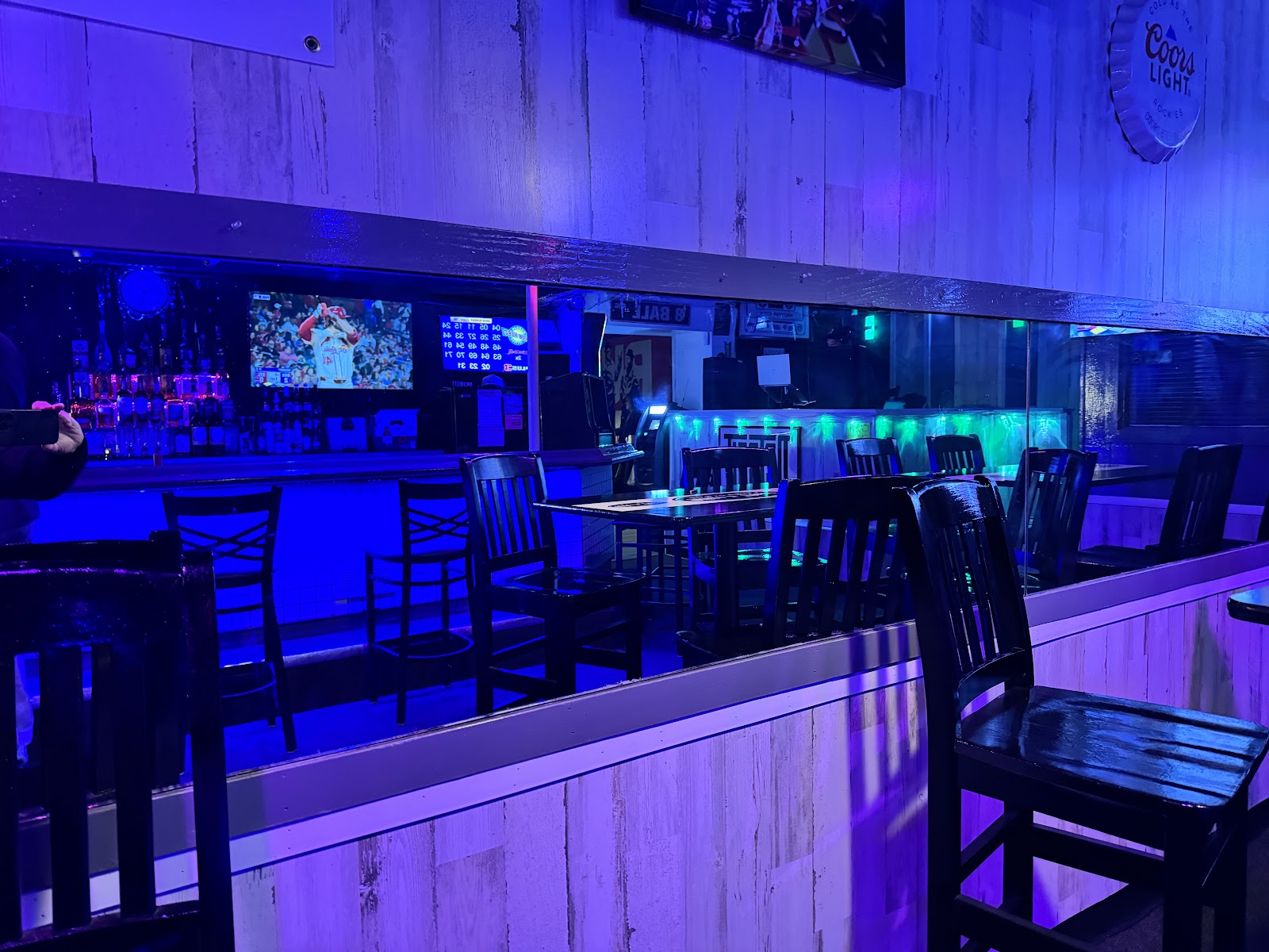 Mike's Place Bar and Grill — photo