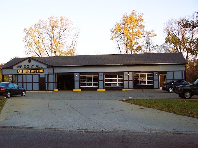 PRO TECH COMPLETE AUTO REPAIR in Dearborn Heights