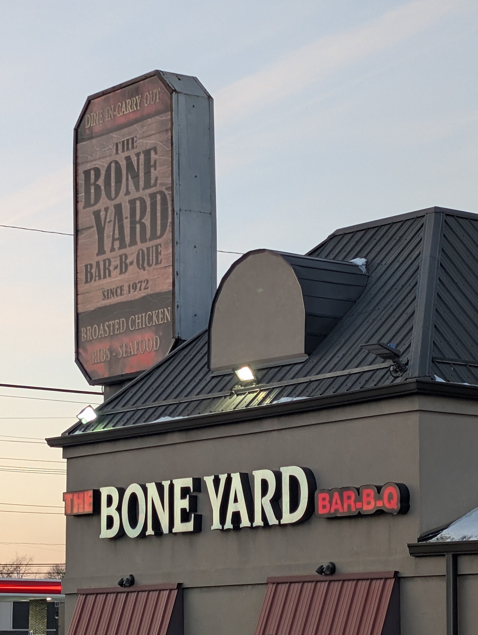 The BoneYard Bar-B-Q — photo
