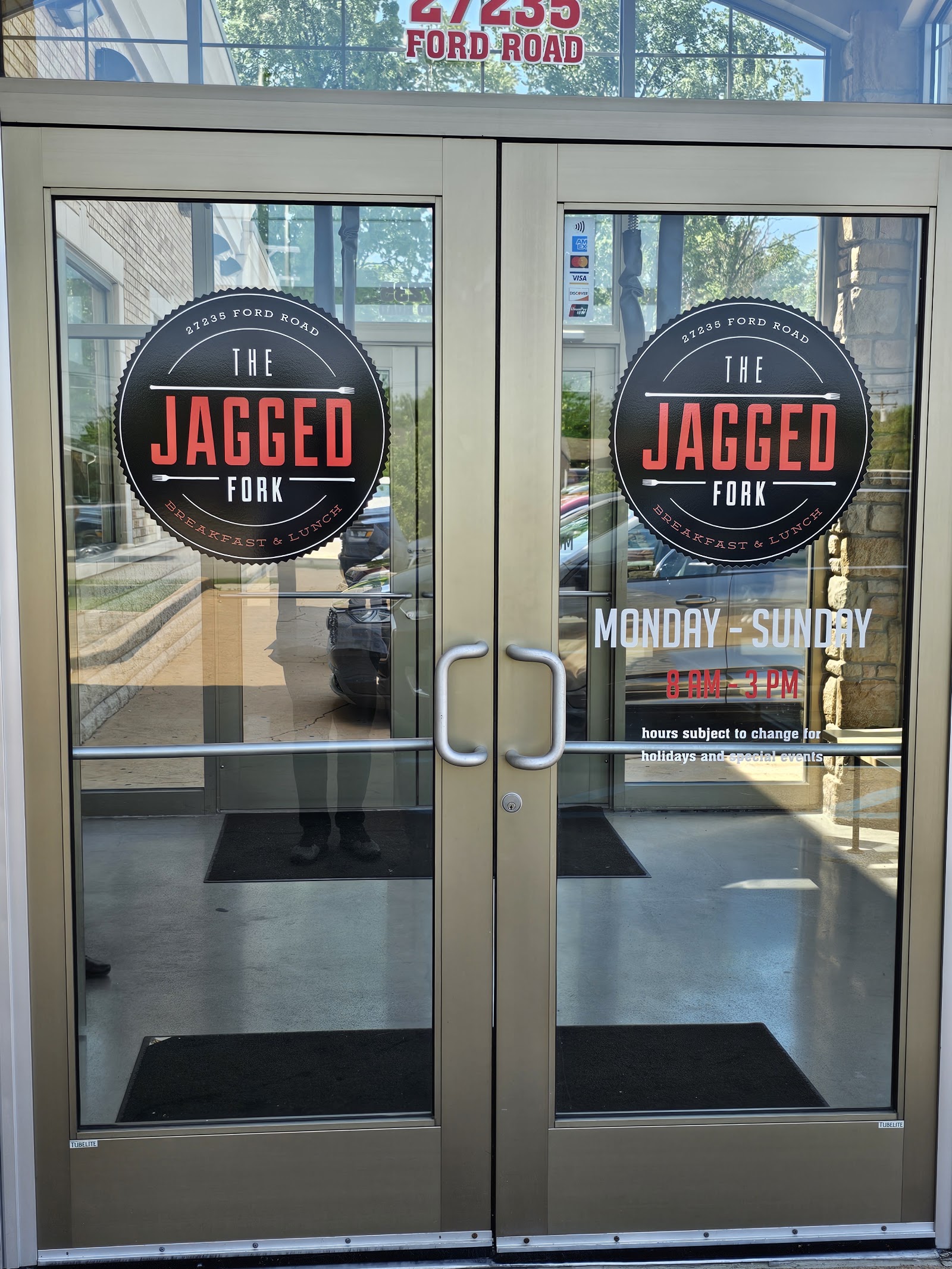 The Jagged Fork in Dearborn Heights
