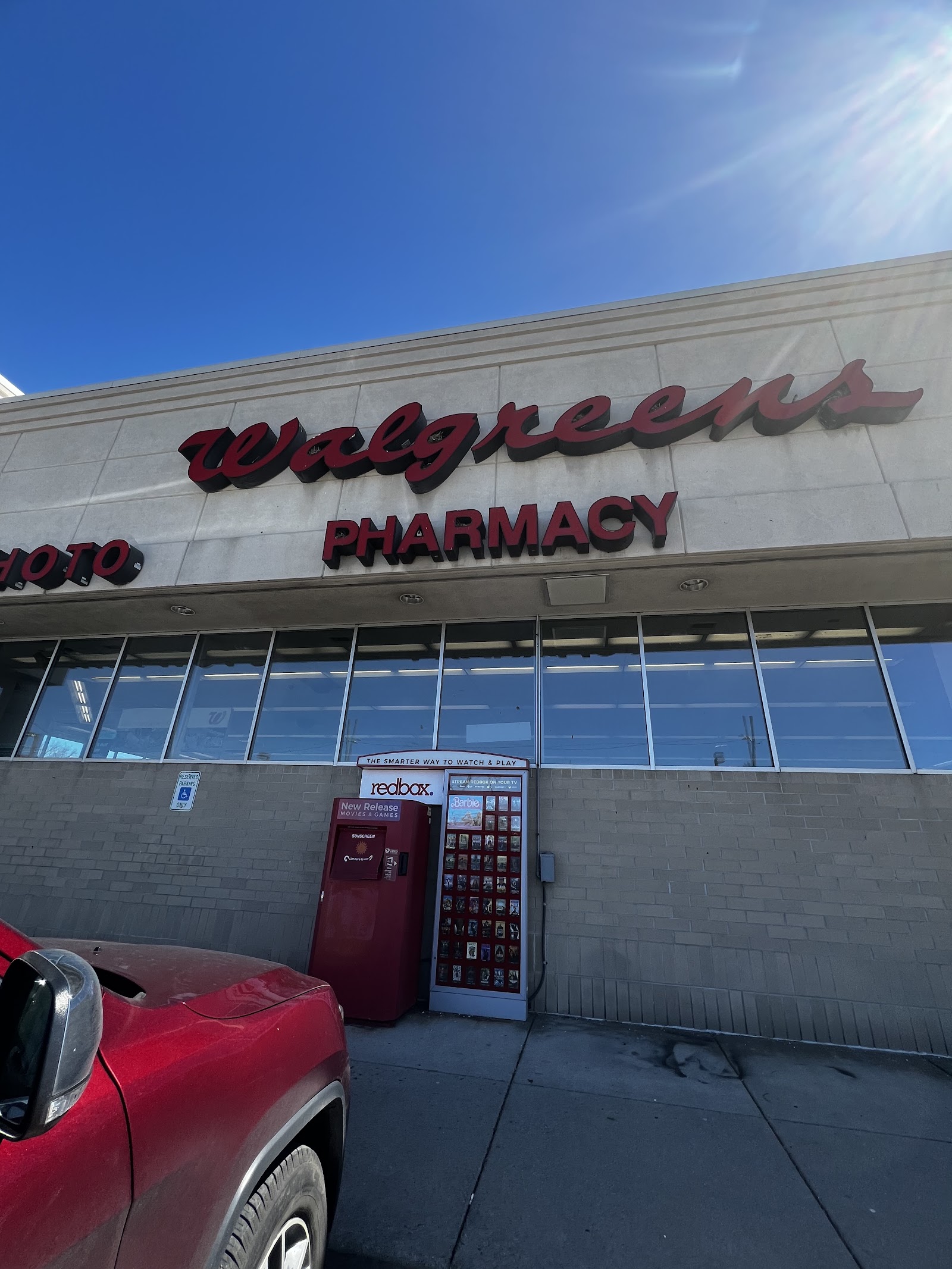 Walgreens — photo